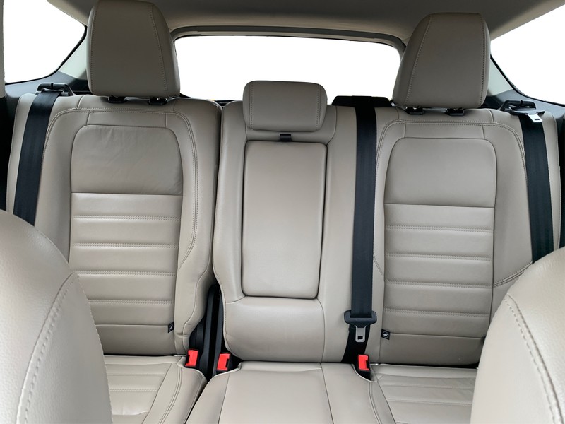 Ford Escape Vehicle Full-screen Gallery Image 12