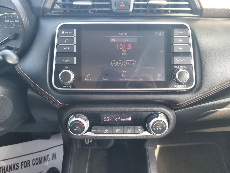 Nissan Versa Sedan Vehicle Full-screen Gallery Image 11