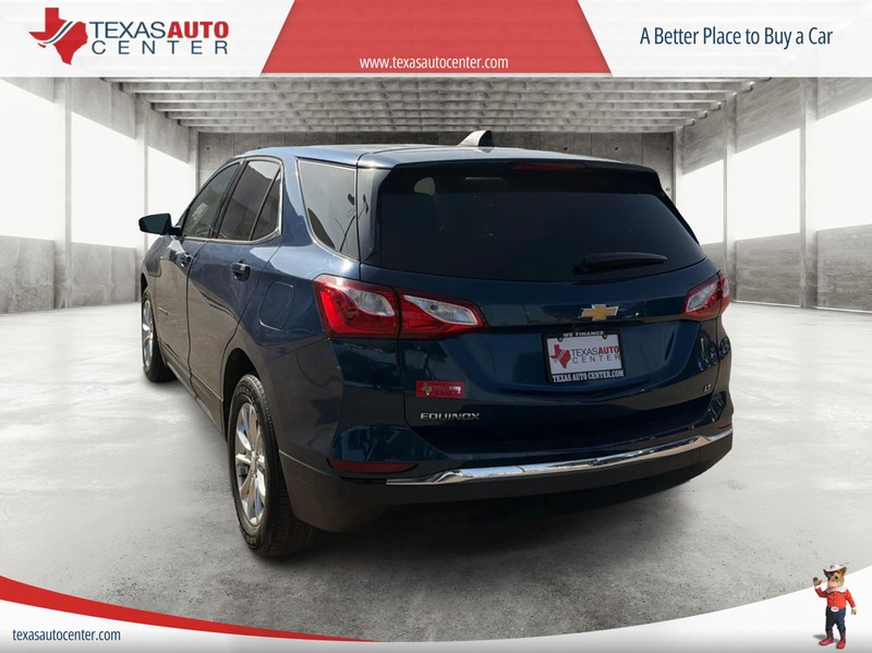 Chevrolet Equinox Vehicle Full-screen Gallery Image 8