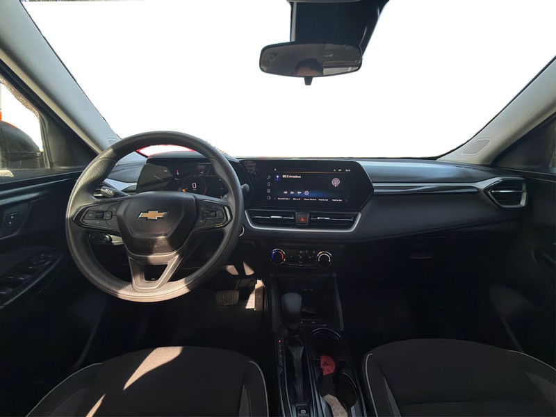 Chevrolet Trailblazer Vehicle Full-screen Gallery Image 16
