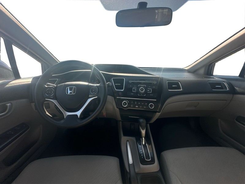 Honda Civic Sedan Vehicle Full-screen Gallery Image 15