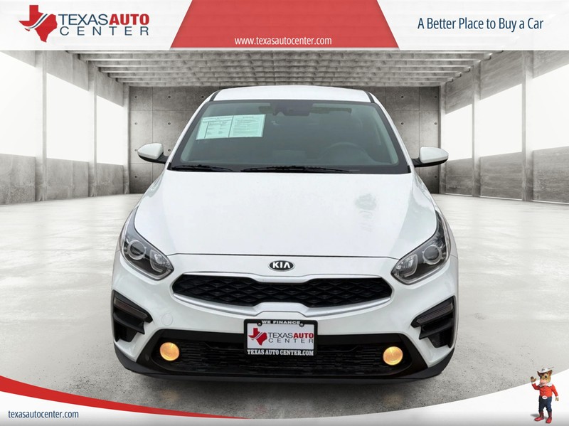 Kia Forte Vehicle Full-screen Gallery Image 03