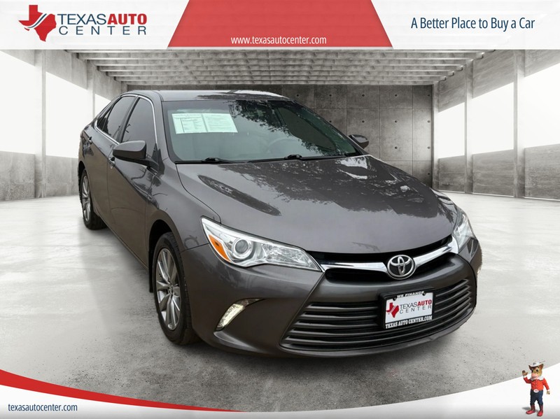 Toyota Camry Vehicle Full-screen Gallery Image 01