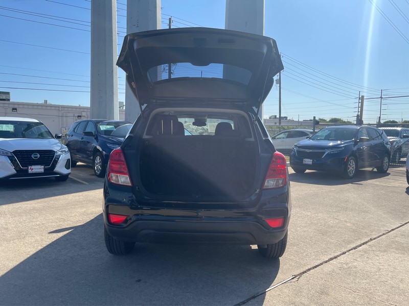 Chevrolet Trax Vehicle Full-screen Gallery Image 10