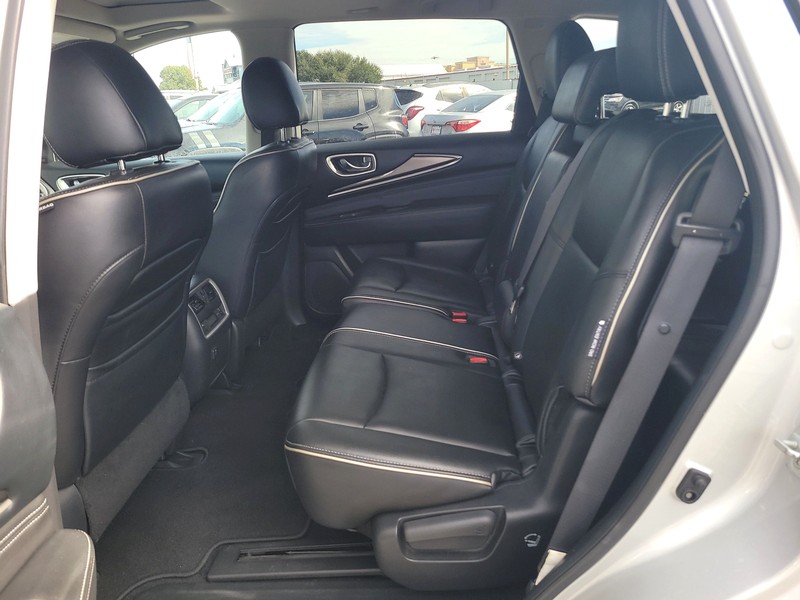 INFINITI QX60 Vehicle Full-screen Gallery Image 09