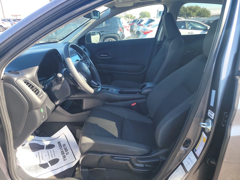 Honda HR-V Vehicle Full-screen Gallery Image 08