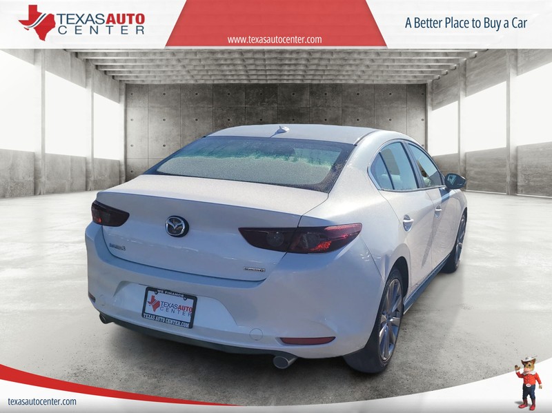 Mazda Mazda3 Sedan Vehicle Full-screen Gallery Image 05