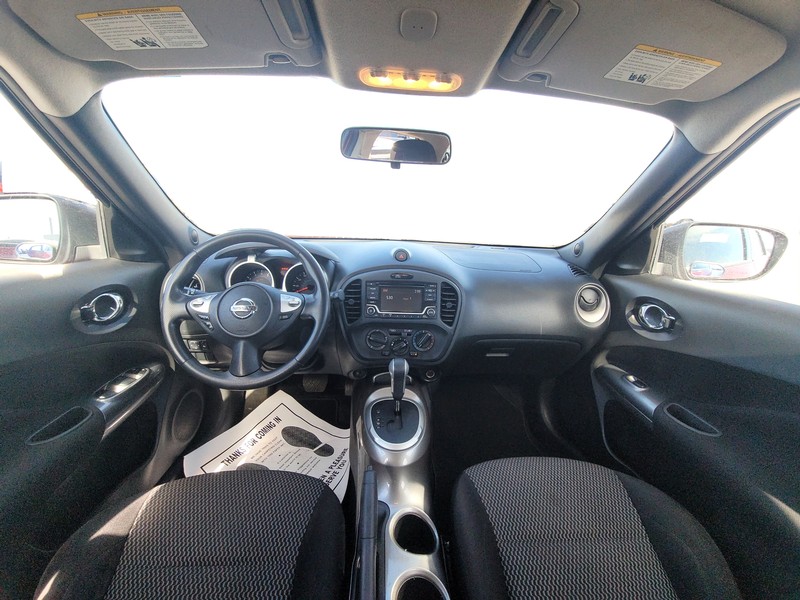 Nissan JUKE Vehicle Full-screen Gallery Image 15