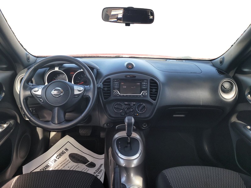 Nissan JUKE Vehicle Full-screen Gallery Image 16