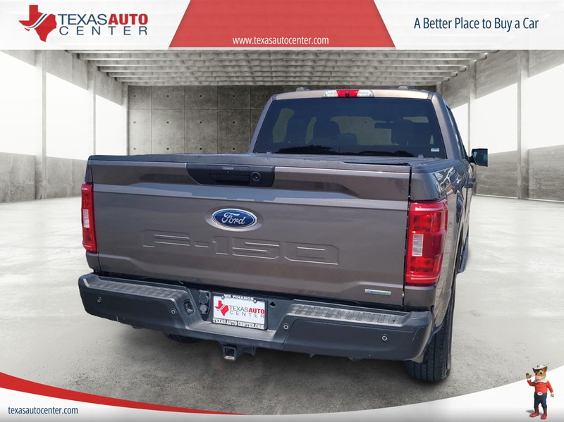 Ford F-150 Vehicle Full-screen Gallery Image 6