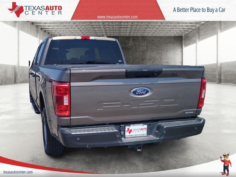 Ford F-150 Vehicle Full-screen Gallery Image 8