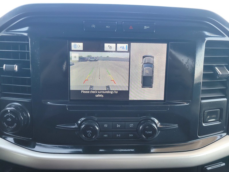 Ford F-150 Vehicle Full-screen Gallery Image 17