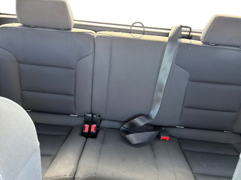 Chevrolet Silverado 1500 Vehicle Full-screen Gallery Image 13