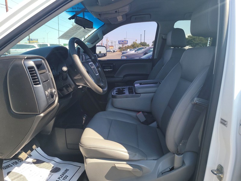 GMC Sierra 1500 Vehicle Full-screen Gallery Image 9