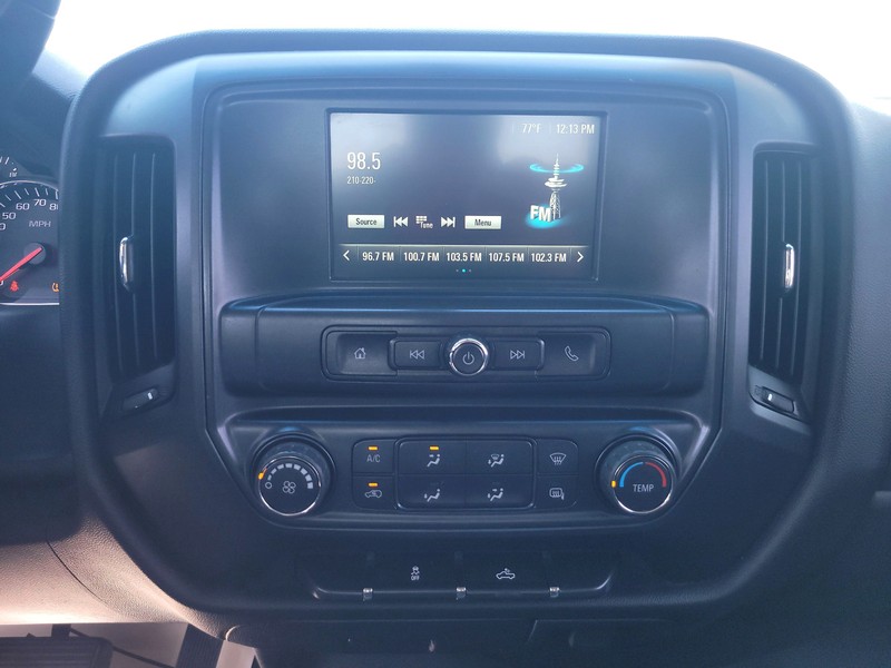 GMC Sierra 1500 Vehicle Full-screen Gallery Image 11