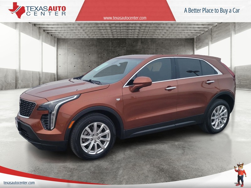 Cadillac XT4 Vehicle Full-screen Gallery Image 2