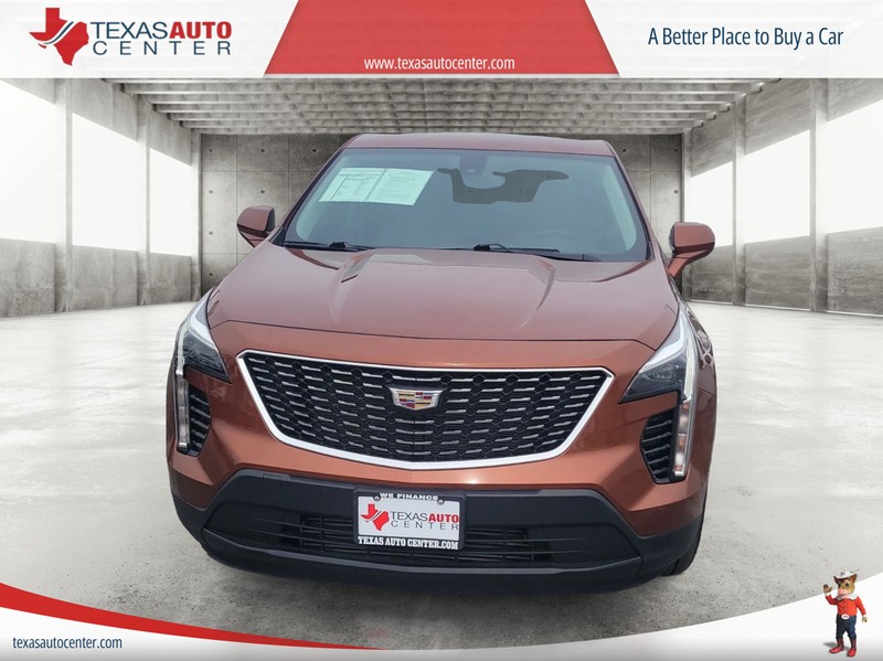 Cadillac XT4 Vehicle Full-screen Gallery Image 3