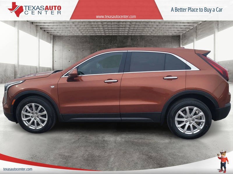 Cadillac XT4 Vehicle Full-screen Gallery Image 5