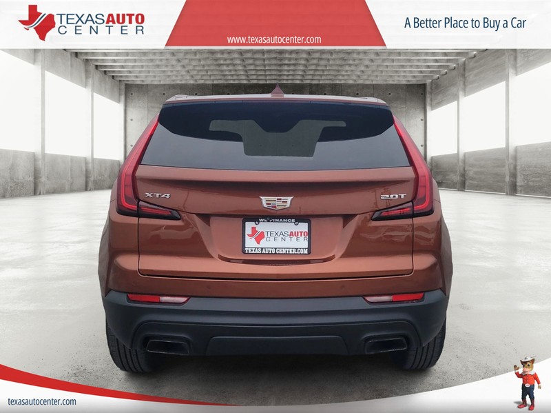 Cadillac XT4 Vehicle Full-screen Gallery Image 6