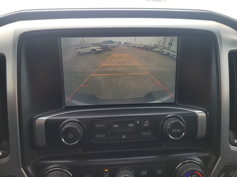 GMC Sierra 1500 Vehicle Full-screen Gallery Image 17