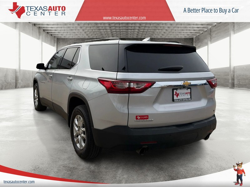 Chevrolet Traverse Vehicle Full-screen Gallery Image 08