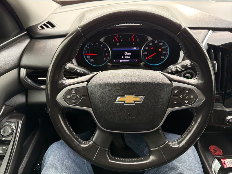 Chevrolet Traverse Vehicle Full-screen Gallery Image 14