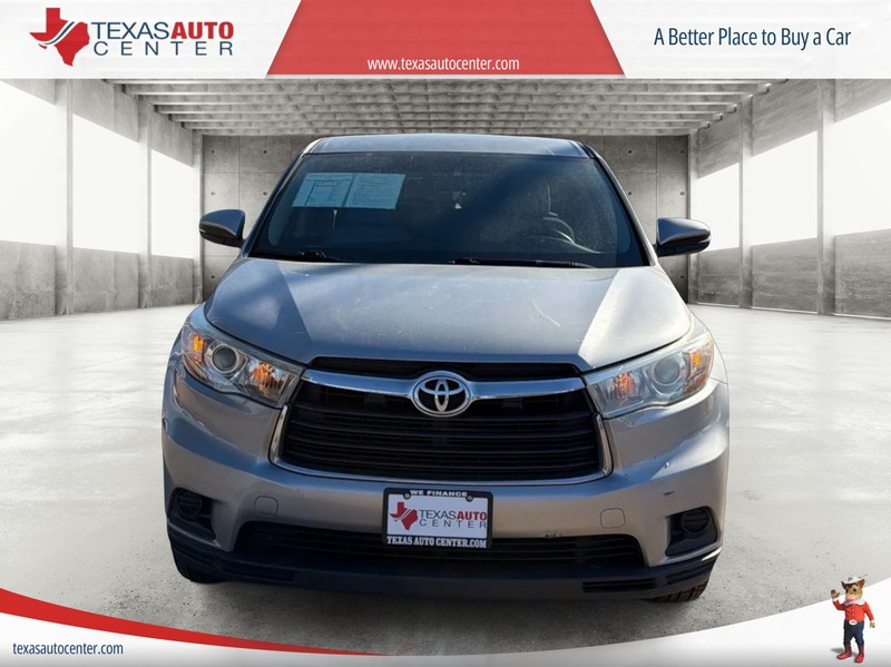 Toyota Highlander Vehicle Full-screen Gallery Image 03