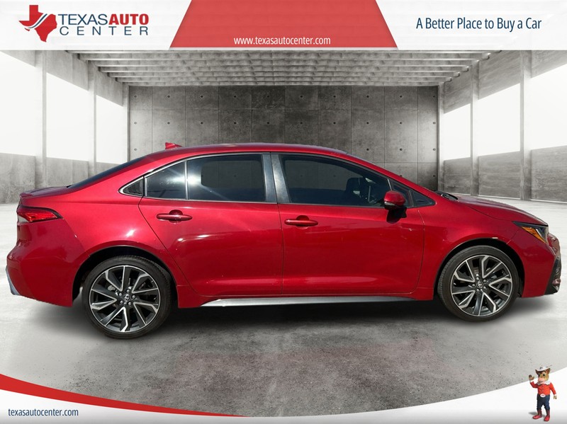 Toyota Corolla Vehicle Full-screen Gallery Image 4