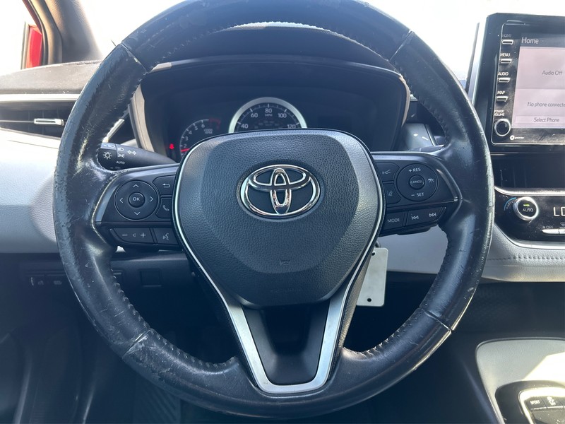 Toyota Corolla Vehicle Full-screen Gallery Image 13