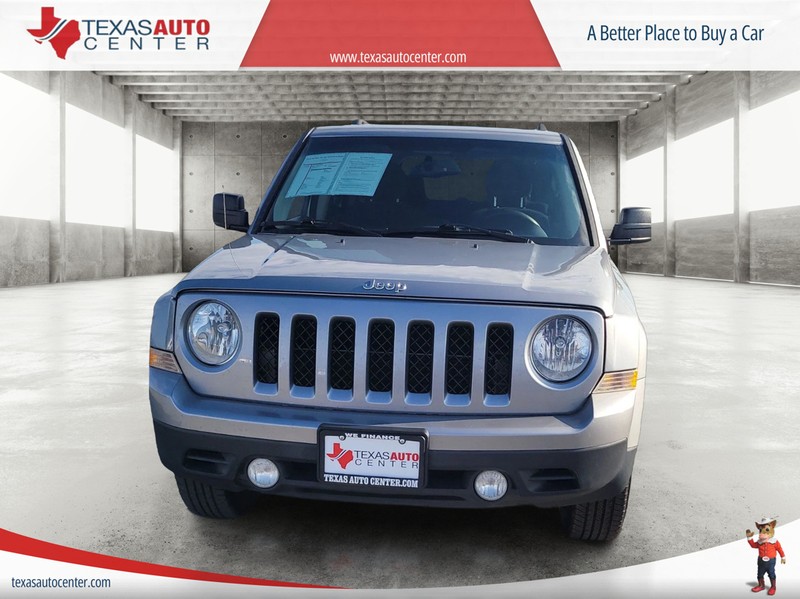 Jeep Patriot Vehicle Full-screen Gallery Image 03