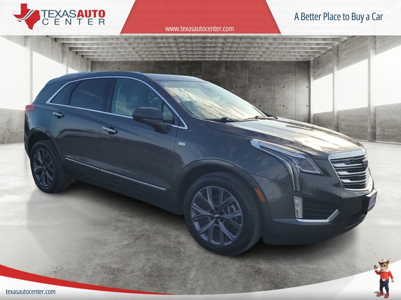 Cadillac XT5 Vehicle Full-screen Gallery Image 01