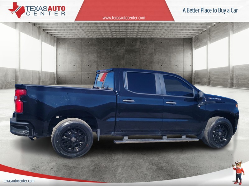 Chevrolet Silverado 1500 LTD Vehicle Full-screen Gallery Image 7