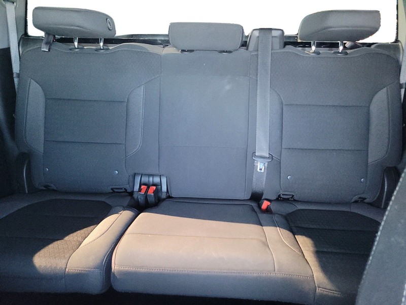 Chevrolet Silverado 1500 LTD Vehicle Full-screen Gallery Image 12