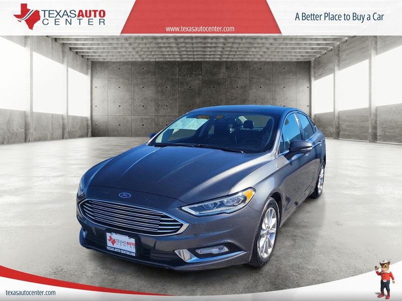 Ford Fusion Vehicle Full-screen Gallery Image 2