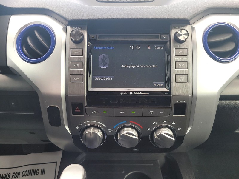 Toyota Tundra 2WD Vehicle Full-screen Gallery Image 10