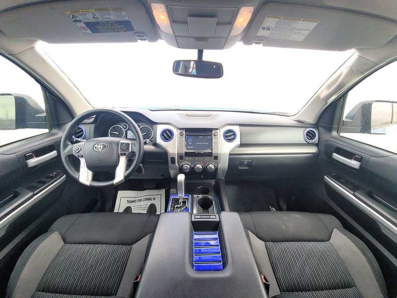 Toyota Tundra 2WD Vehicle Full-screen Gallery Image 13