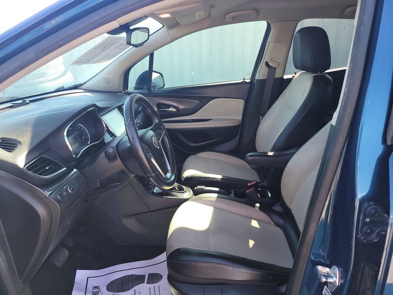 Buick Encore Vehicle Full-screen Gallery Image 7