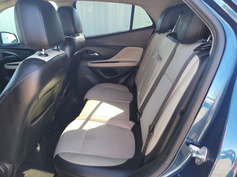 Buick Encore Vehicle Full-screen Gallery Image 8