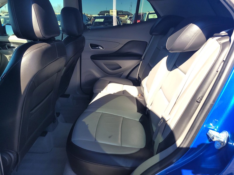 Buick Encore Vehicle Full-screen Gallery Image 10