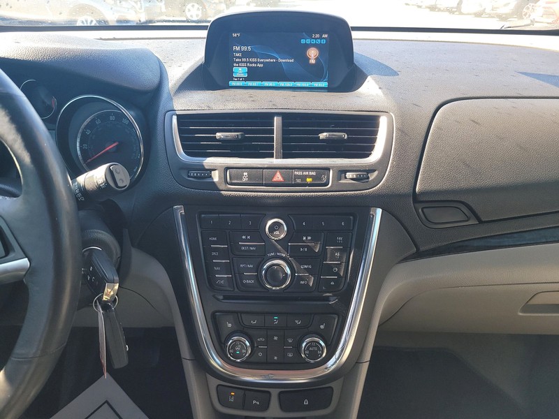 Buick Encore Vehicle Full-screen Gallery Image 12