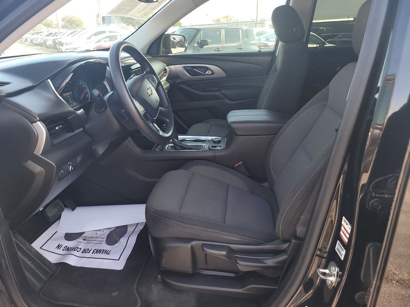 Chevrolet Traverse Vehicle Full-screen Gallery Image 9