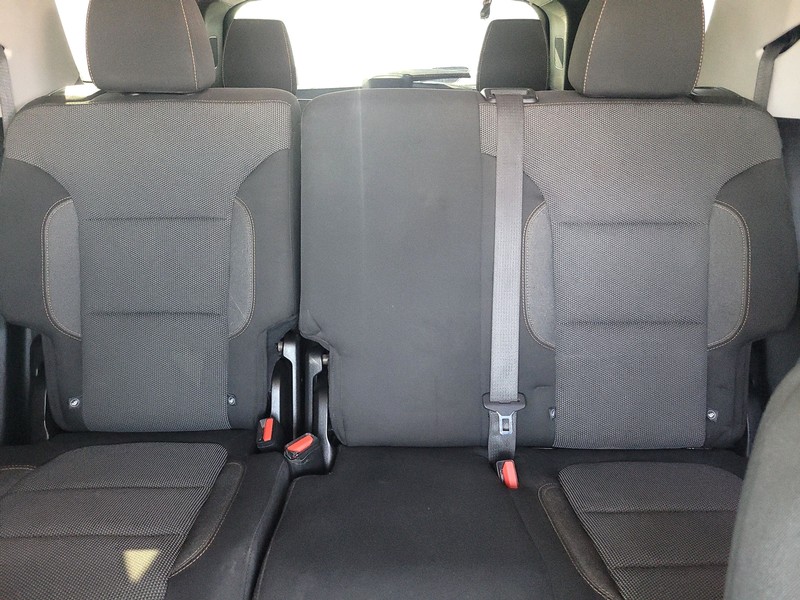 Chevrolet Traverse Vehicle Full-screen Gallery Image 13