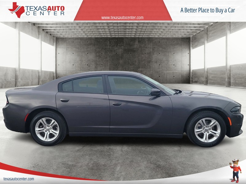 Dodge Charger Vehicle Full-screen Gallery Image 4