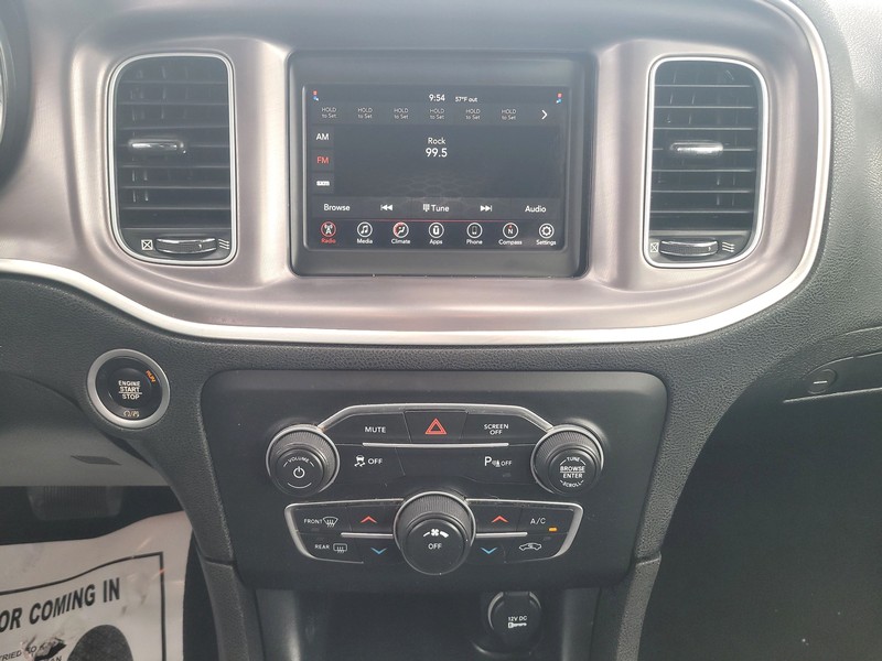 Dodge Charger Vehicle Full-screen Gallery Image 11