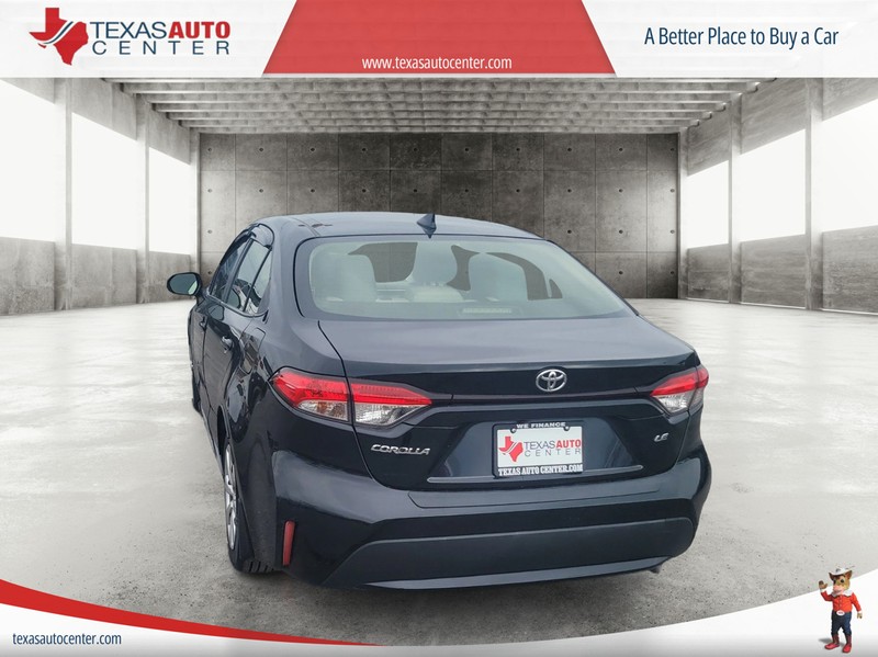 Toyota Corolla Vehicle Full-screen Gallery Image 6