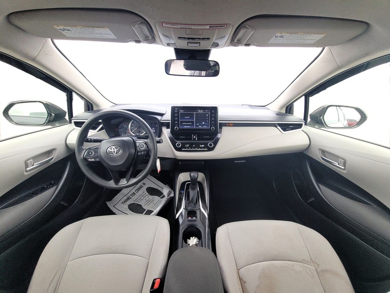 Toyota Corolla Vehicle Full-screen Gallery Image 14