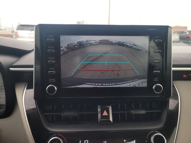 Toyota Corolla Vehicle Full-screen Gallery Image 16