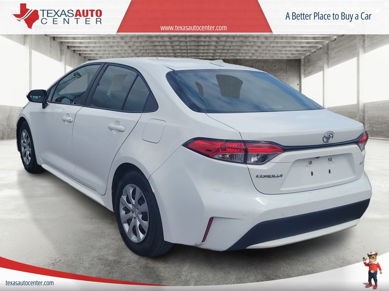 Toyota Corolla Vehicle Full-screen Gallery Image 8