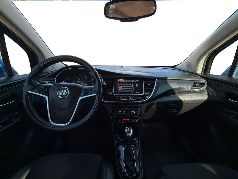Buick Encore Vehicle Full-screen Gallery Image 15