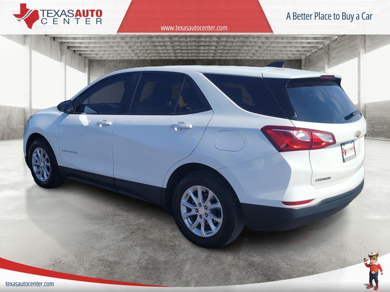 Chevrolet Equinox Vehicle Full-screen Gallery Image 8